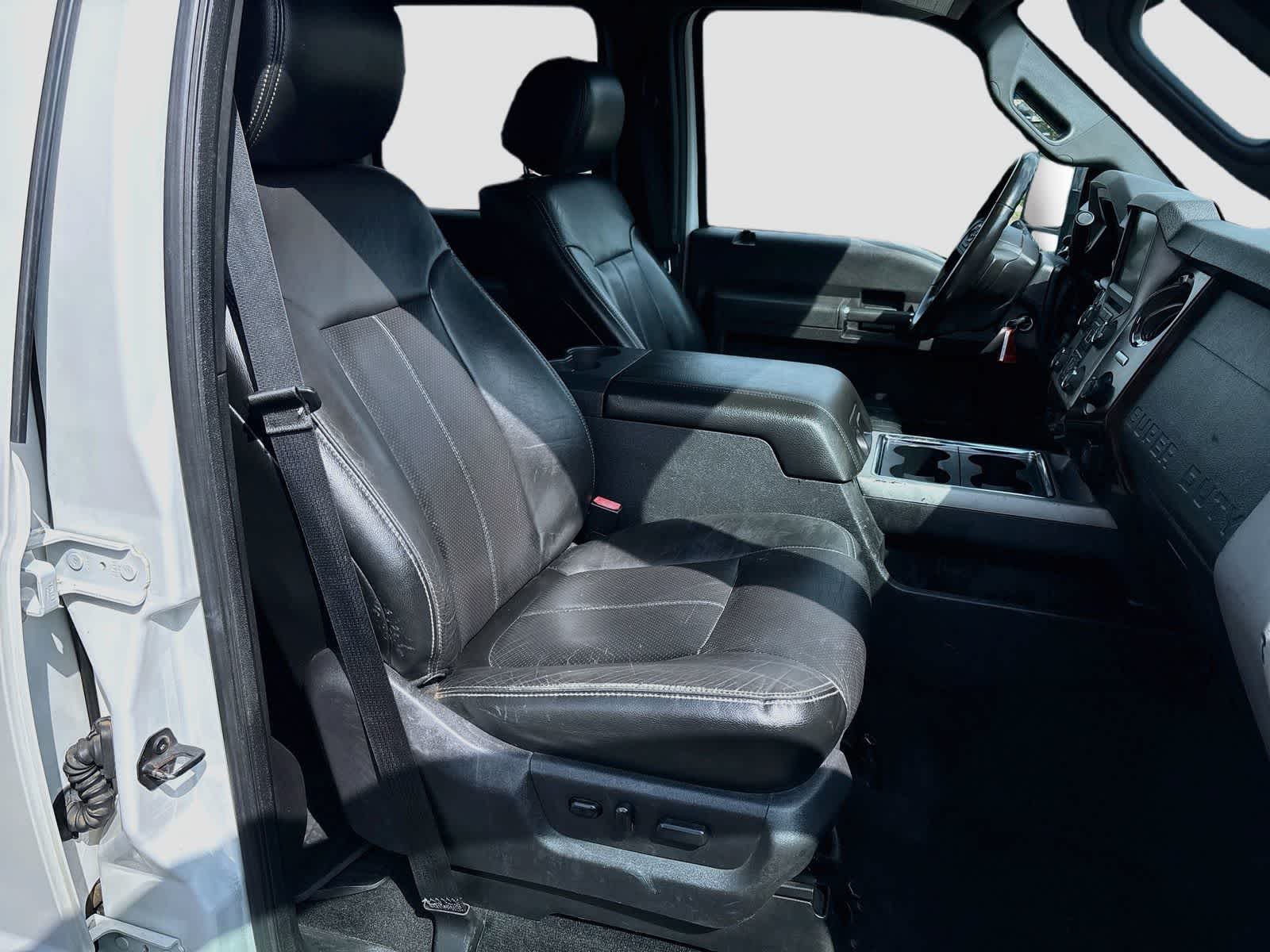 2015 Ford Super Duty F-250 SRW Lariat