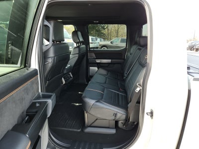 2024 Ford Super Duty F-350 SRW Pickup Platinum