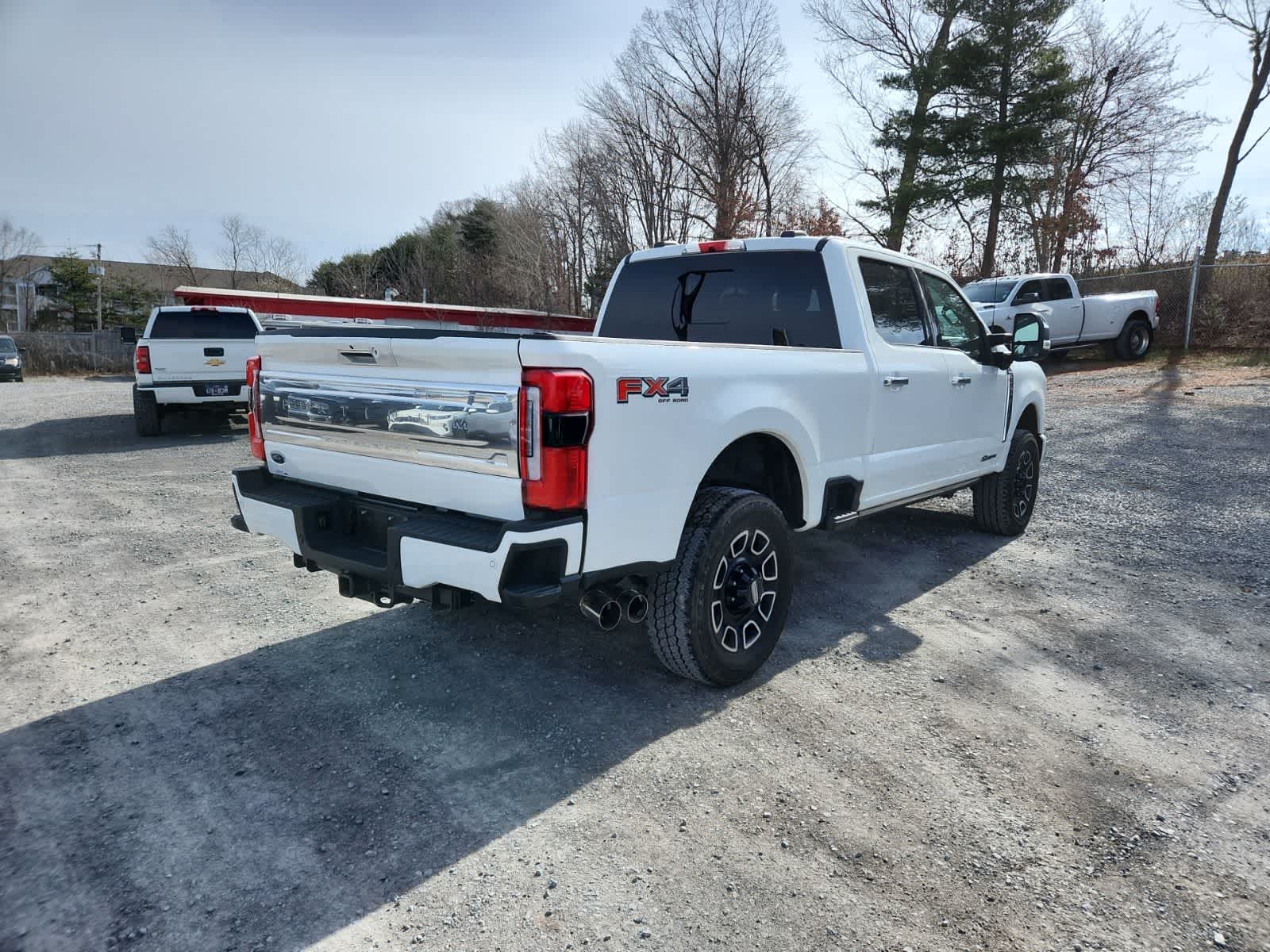 2024 Ford Super Duty F-350 SRW Platinum