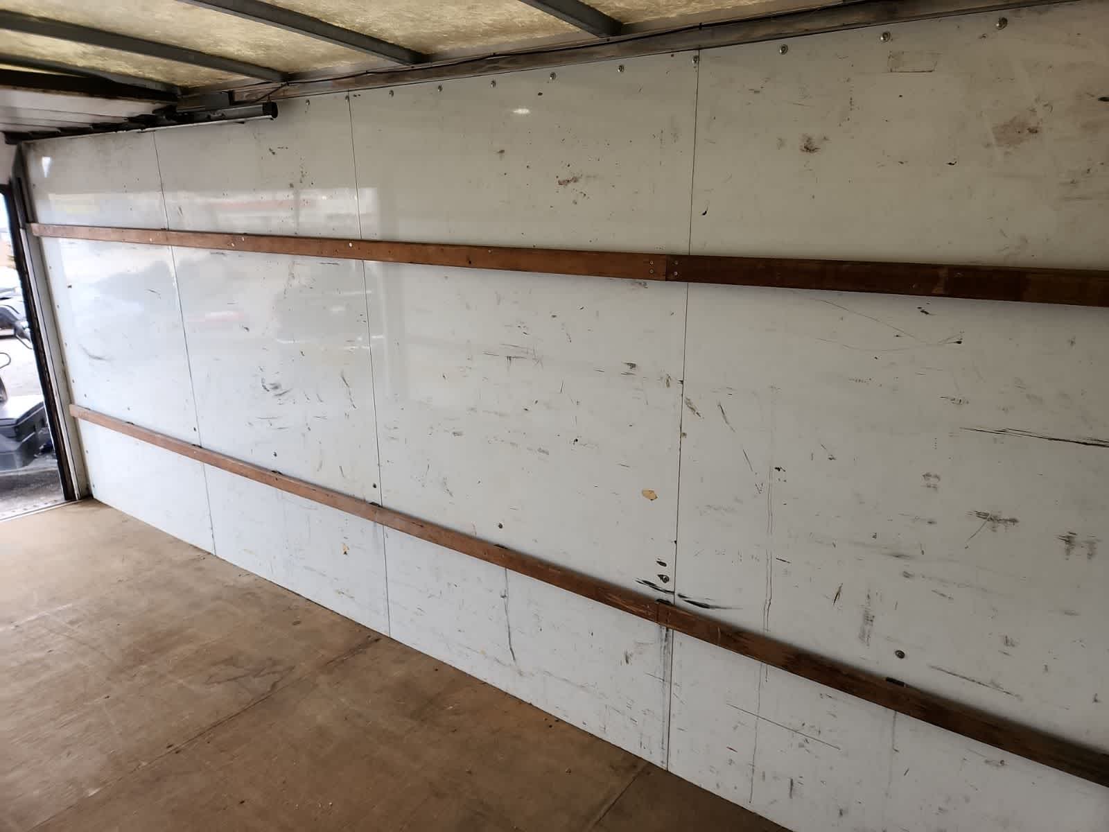 2016 GMC Savana Commercial Cutaway 3500