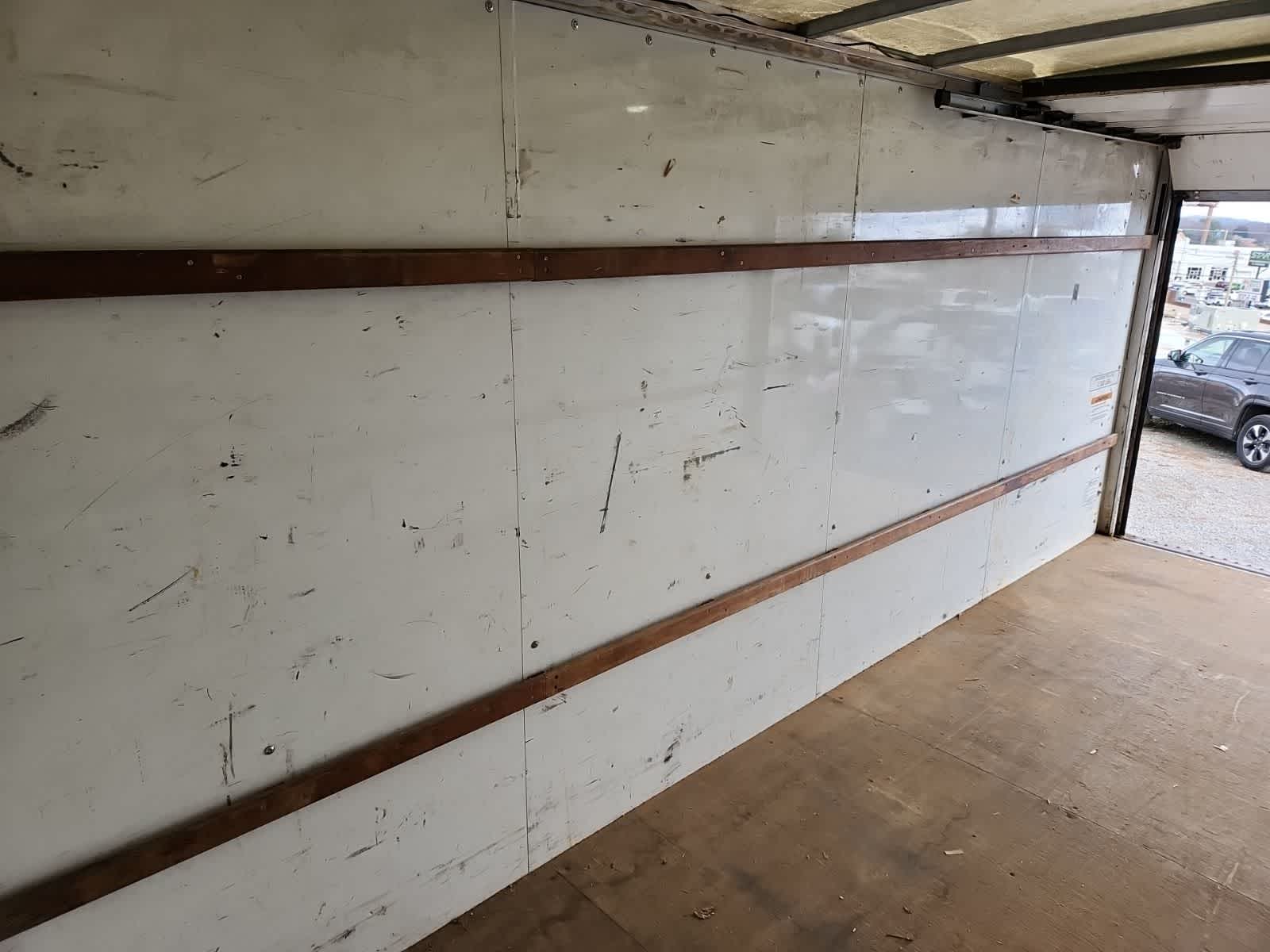 2016 GMC Savana Commercial Cutaway 3500