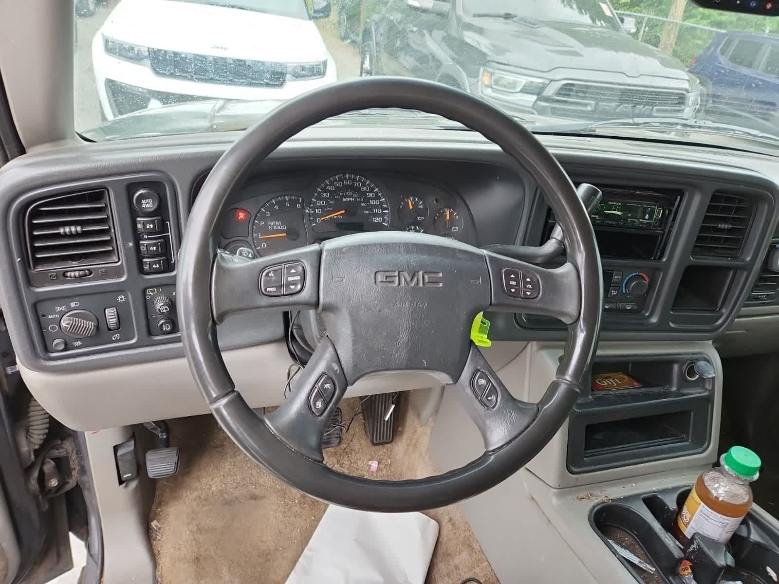 2003 GMC Yukon SLT