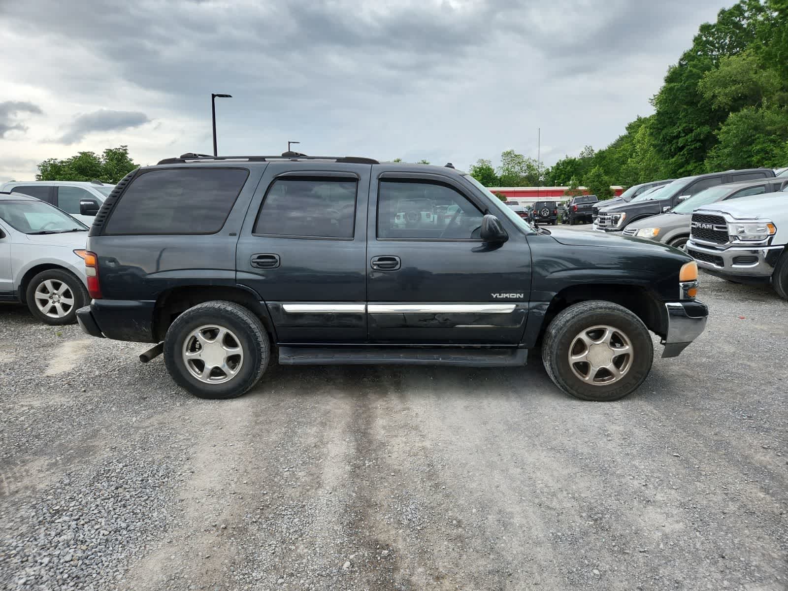 2003 GMC Yukon SLT