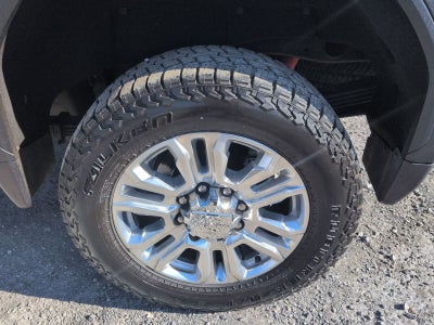 2023 GMC Sierra 2500HD Denali