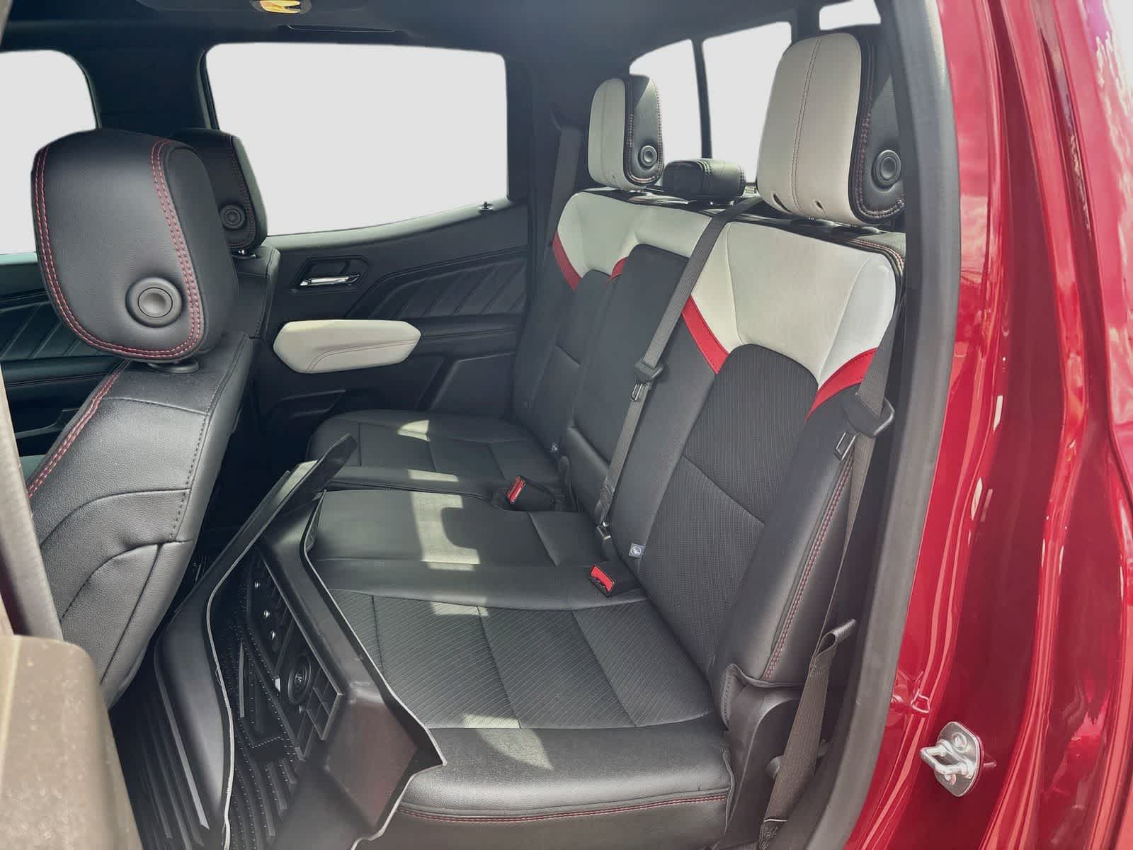 2024 GMC Canyon 4WD AT4X