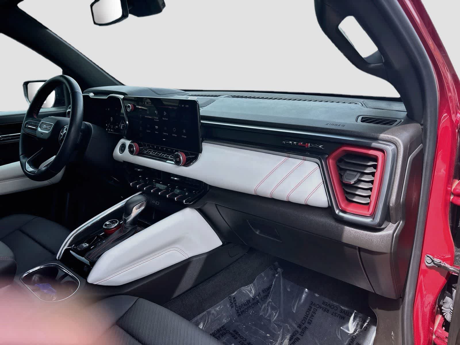 2024 GMC Canyon 4WD AT4X