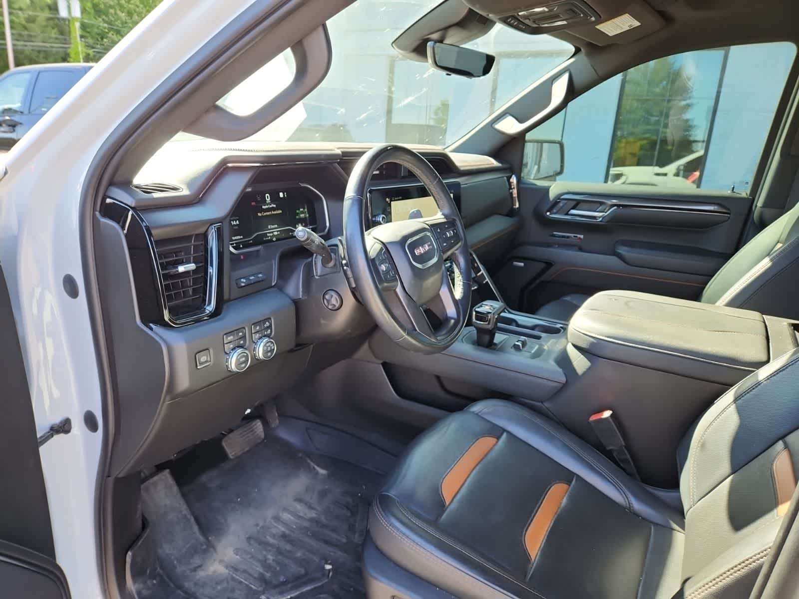 2023 GMC Sierra 1500 AT4