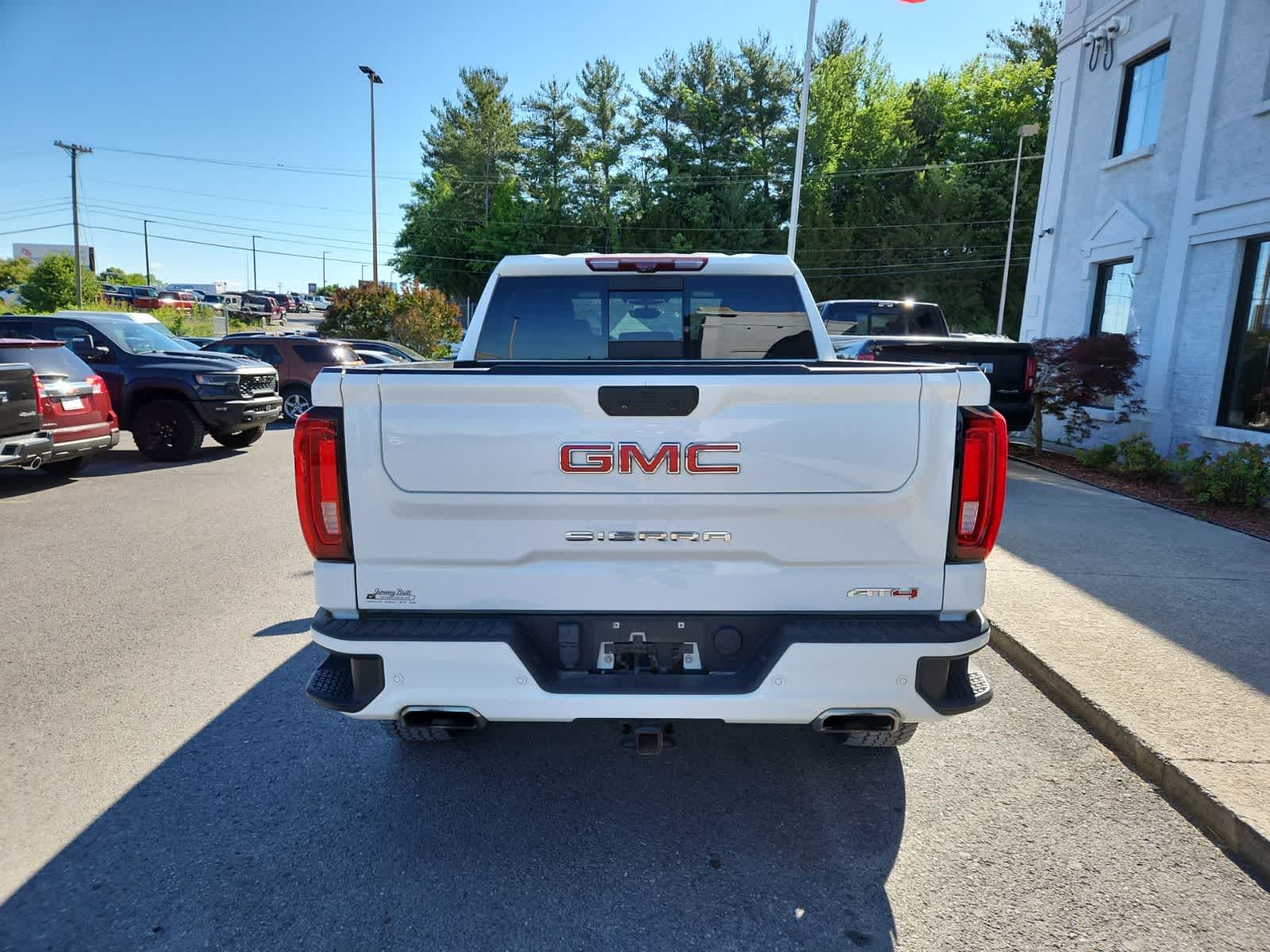 2023 GMC Sierra 1500 AT4