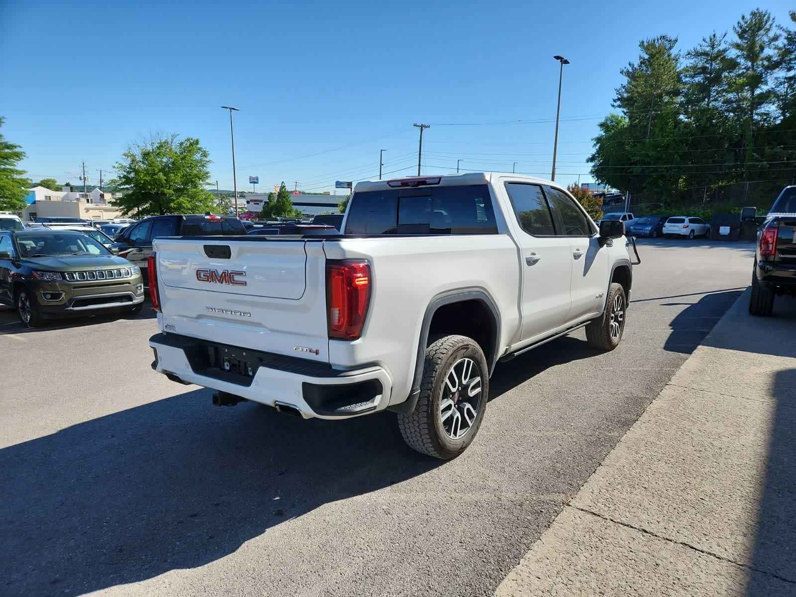 2023 GMC Sierra 1500 AT4