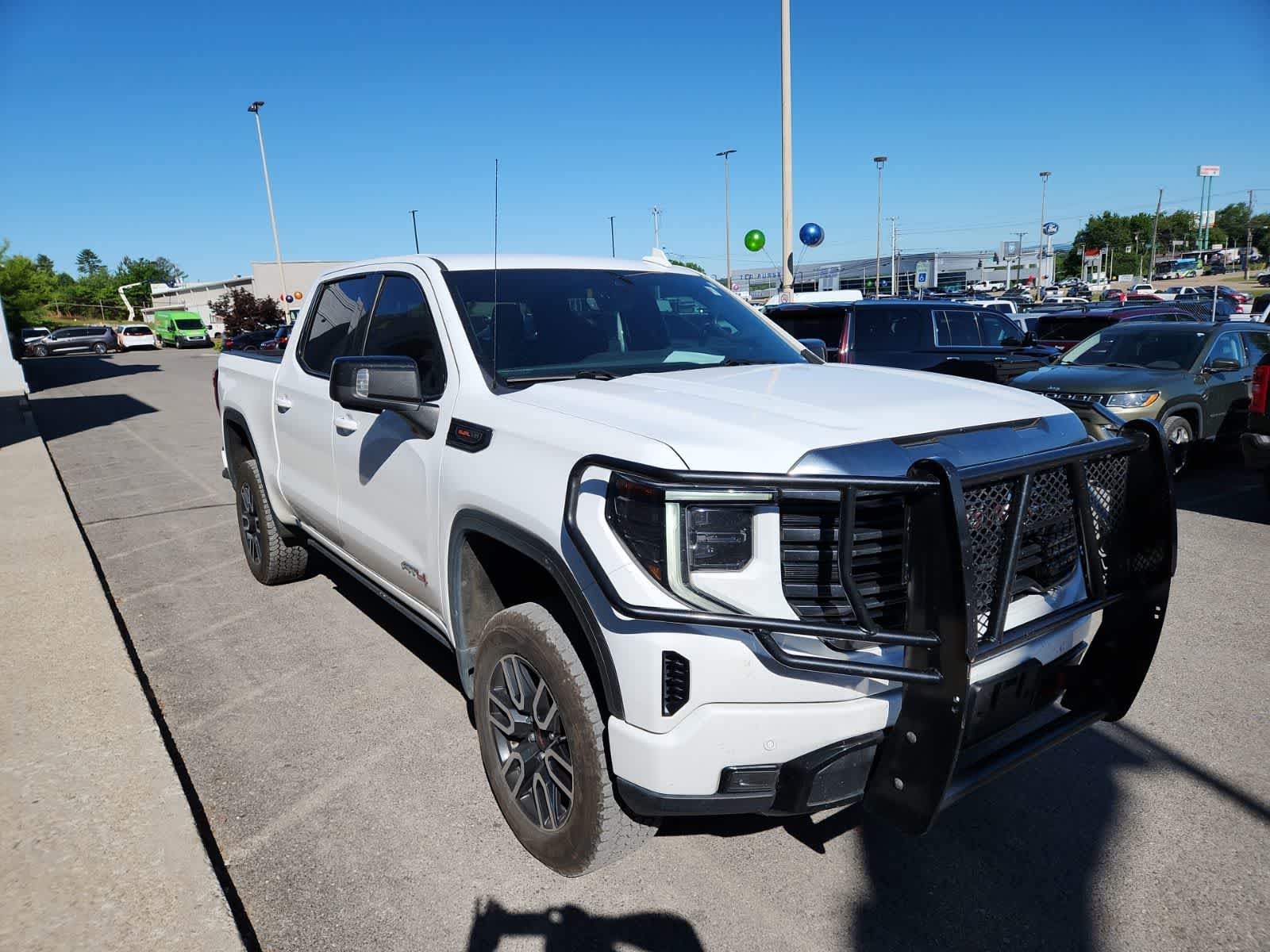 2023 GMC Sierra 1500 AT4