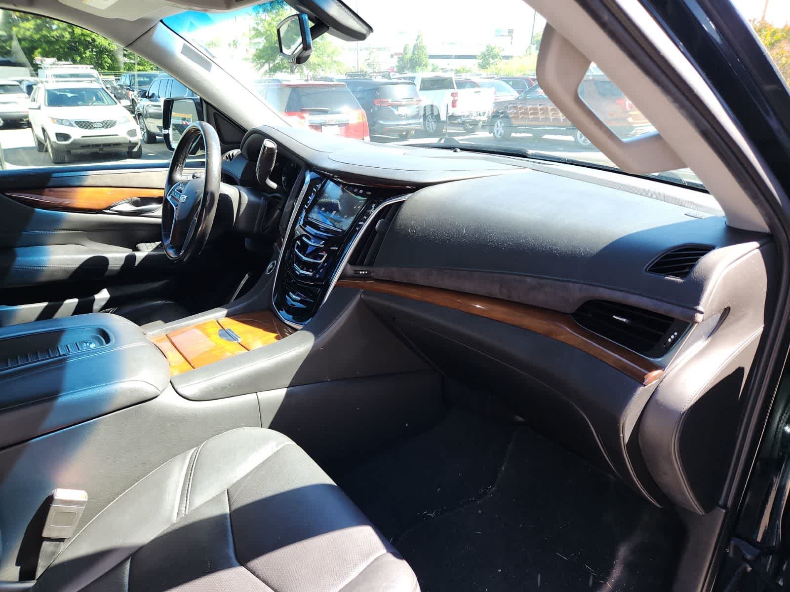 2019 Cadillac Escalade ESV Standard