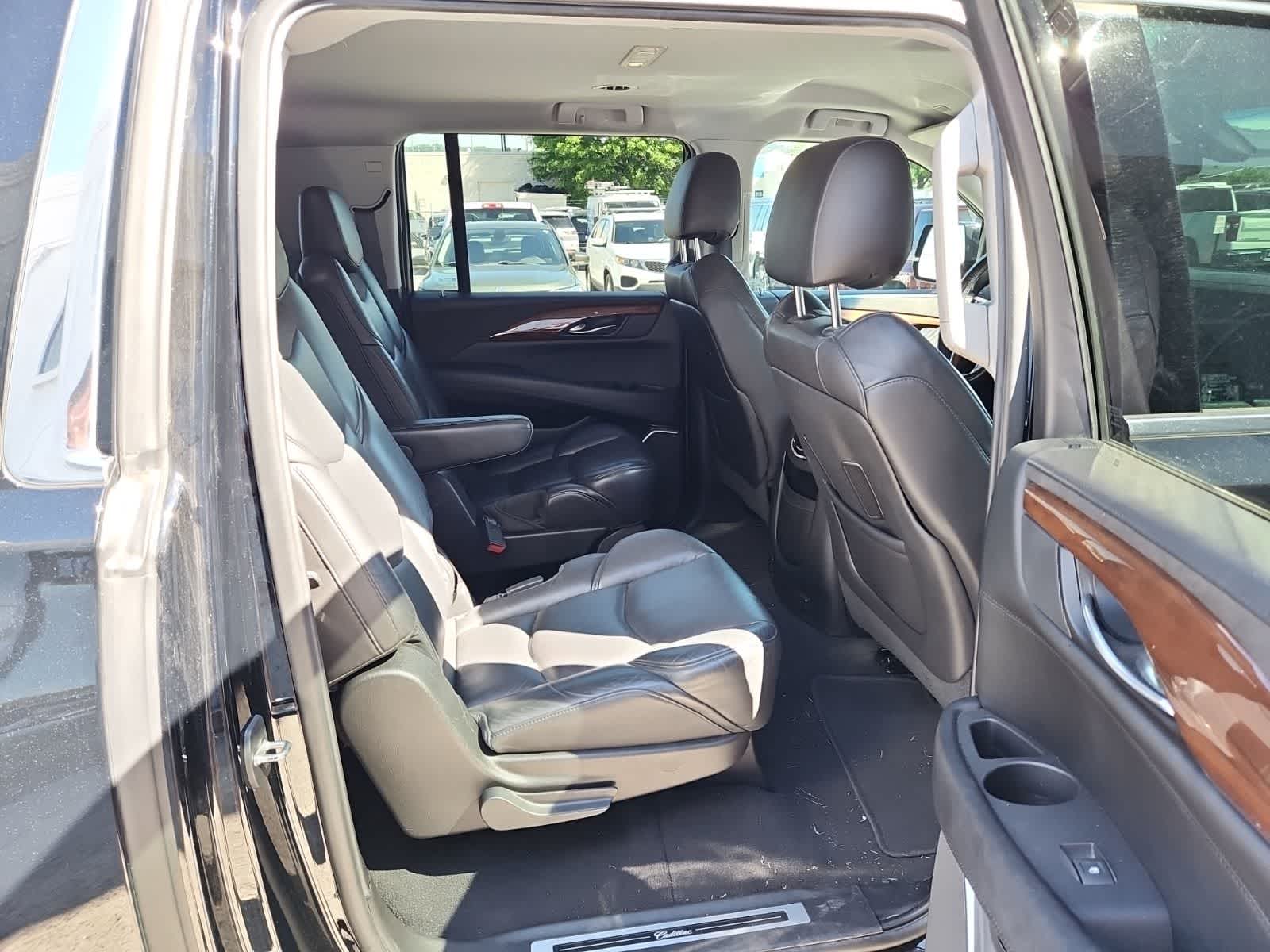 2019 Cadillac Escalade ESV Standard