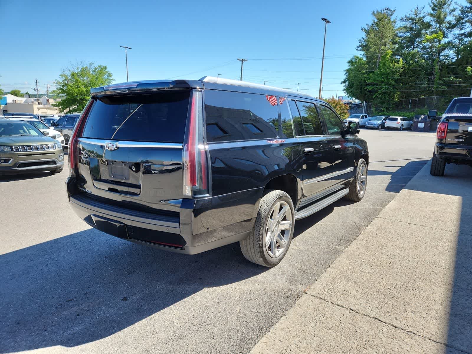 2019 Cadillac Escalade ESV Standard