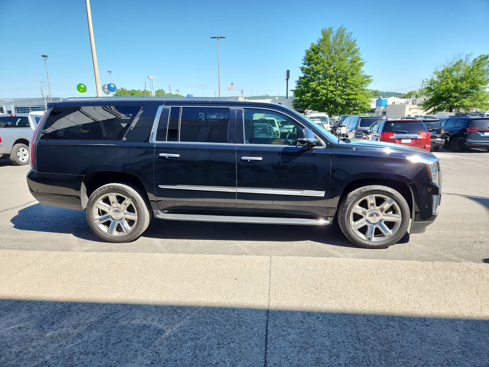 2019 Cadillac Escalade ESV Standard