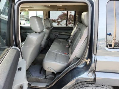 2007 Jeep Commander Sport