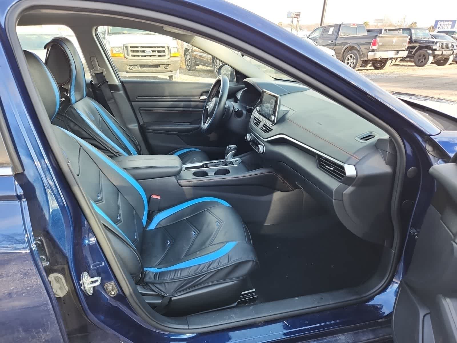 2022 Nissan Altima 2.5 SR