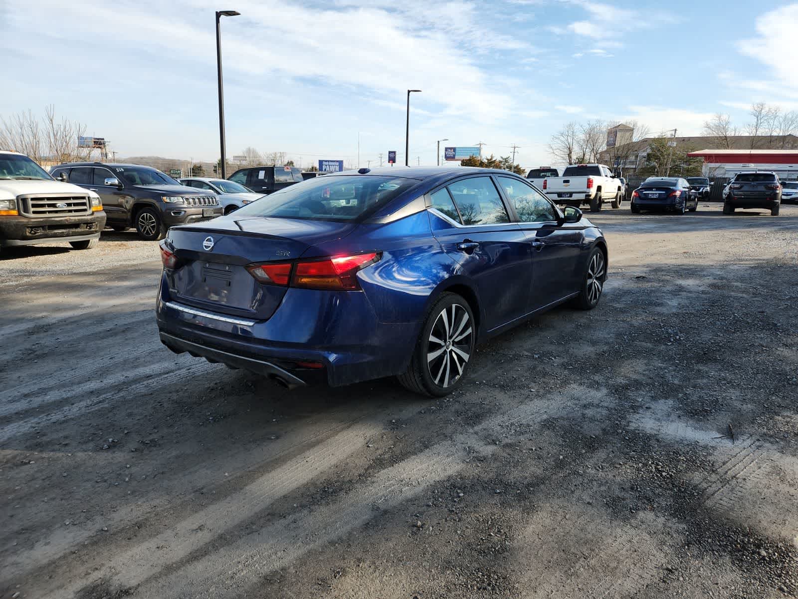 2022 Nissan Altima 2.5 SR