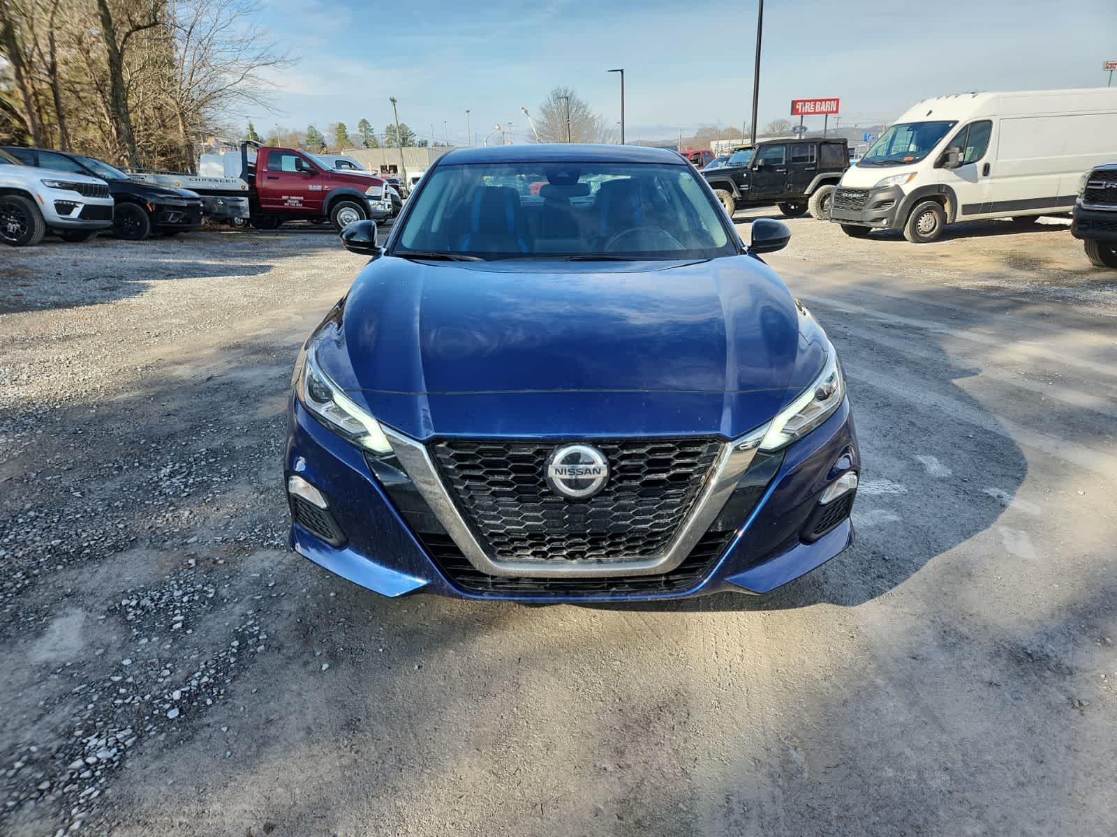 2022 Nissan Altima 2.5 SR