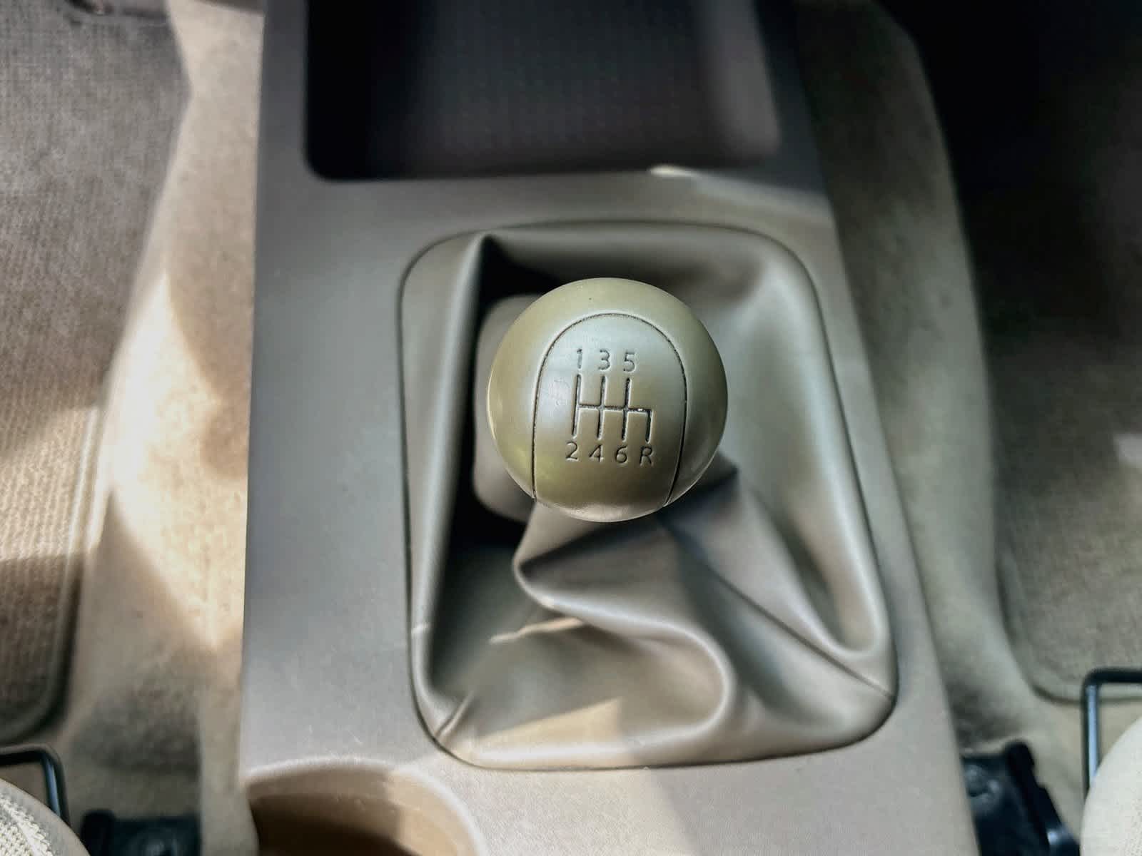 2006 Nissan Frontier SE