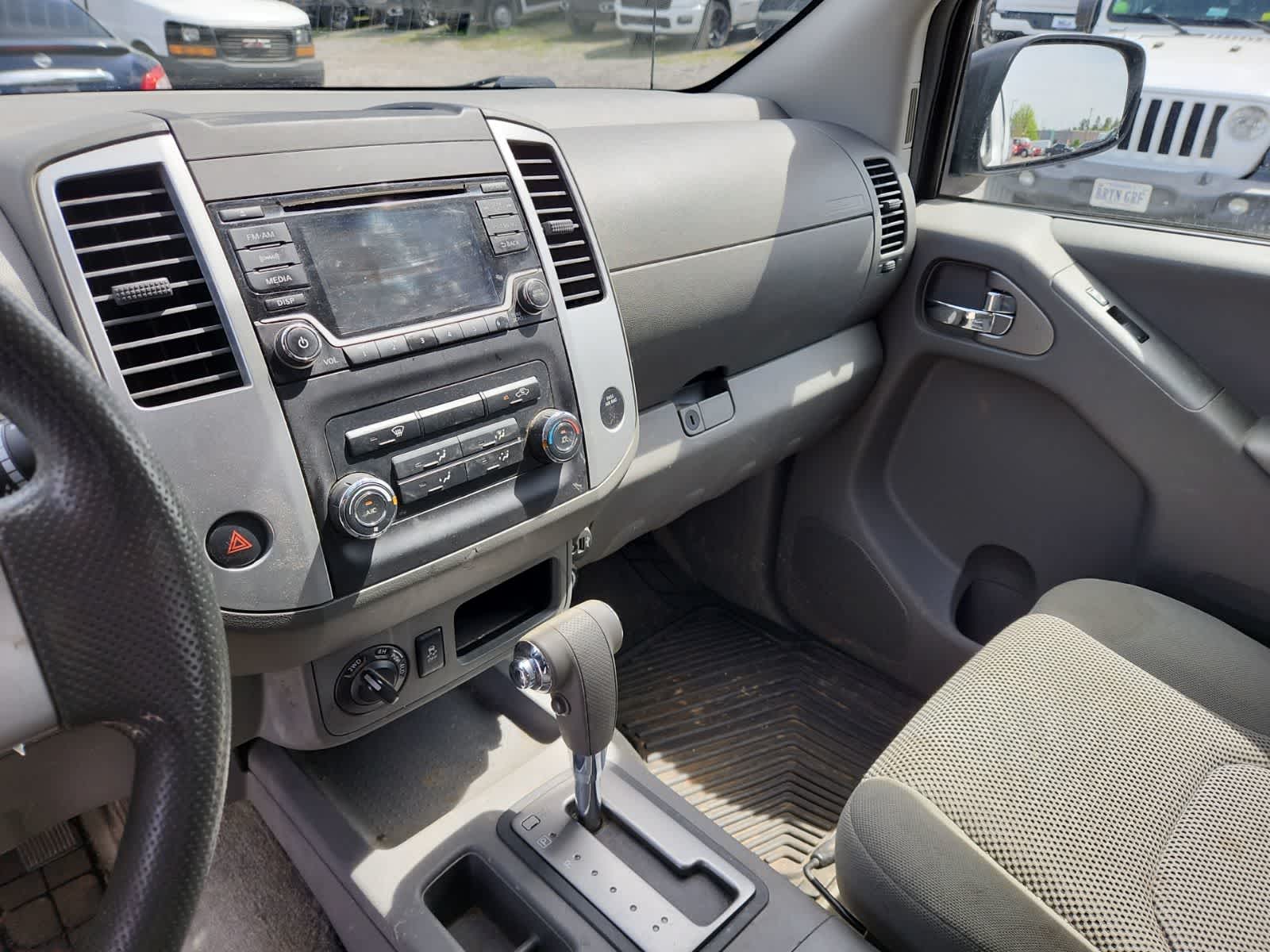 2018 Nissan Frontier SV V6