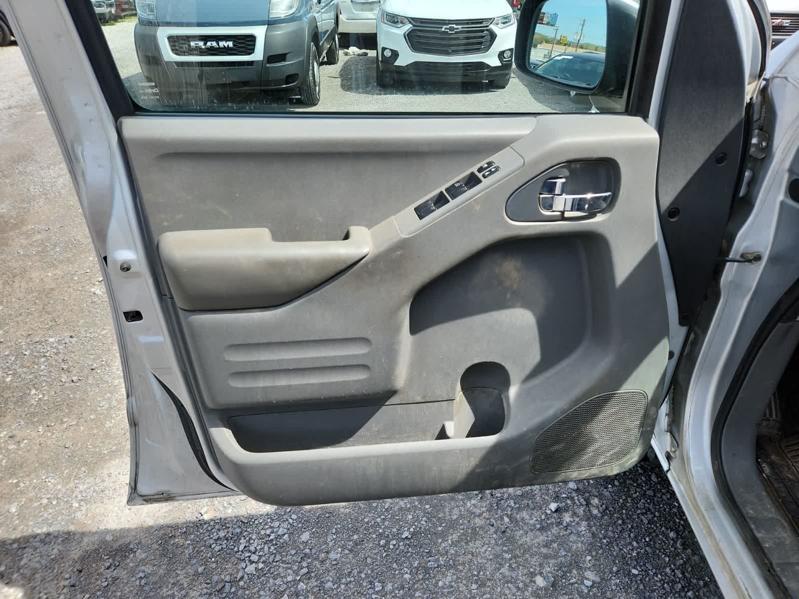 2018 Nissan Frontier SV V6