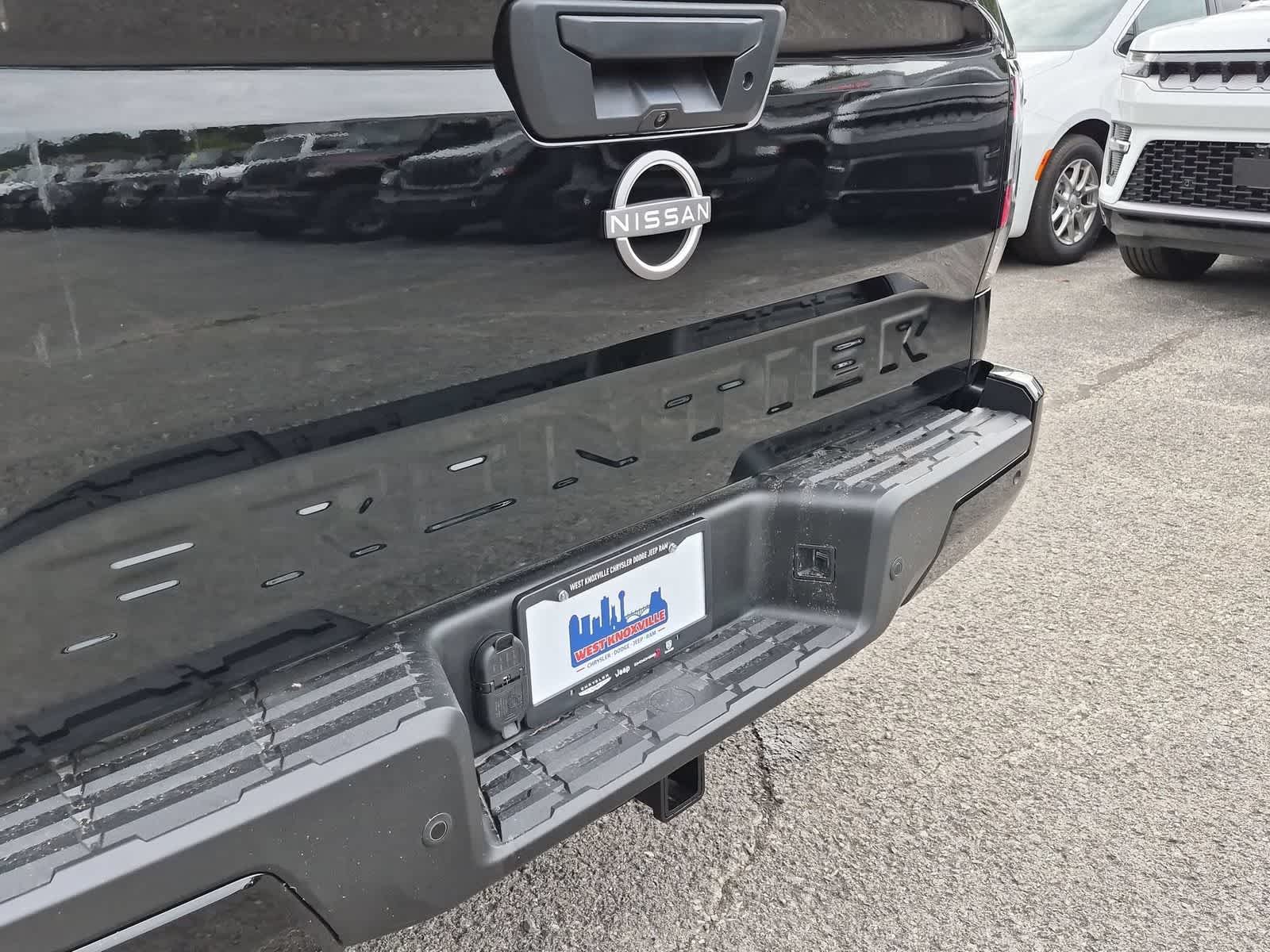 2025 Nissan Frontier SV