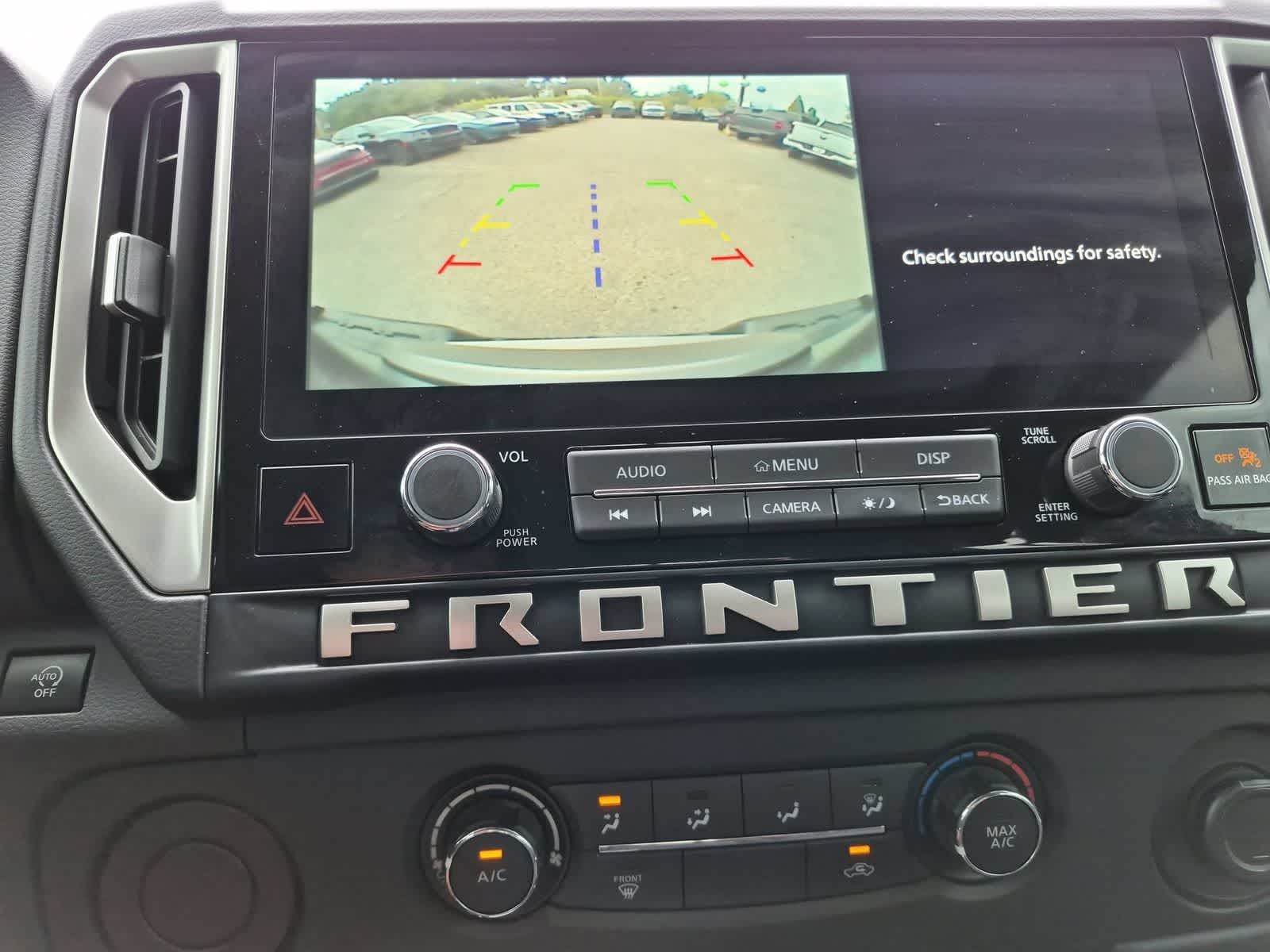 2025 Nissan Frontier SV