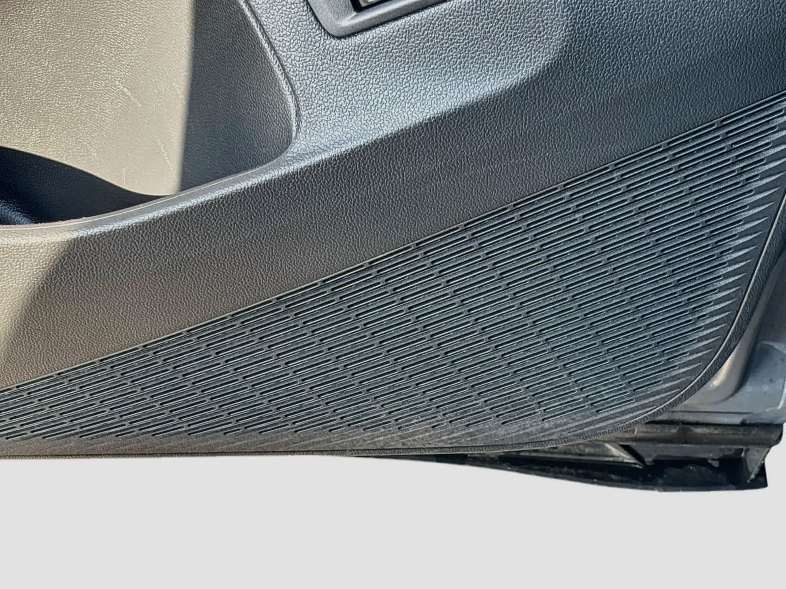 2024 Volkswagen Atlas 2.0T Peak Edition SE w/Technology