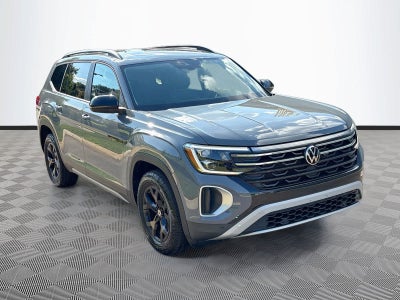 2024 Volkswagen Atlas 2.0T Peak Edition SE w/Technology