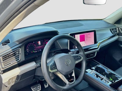 2024 Volkswagen Atlas 2.0T Peak Edition SE w/Technology