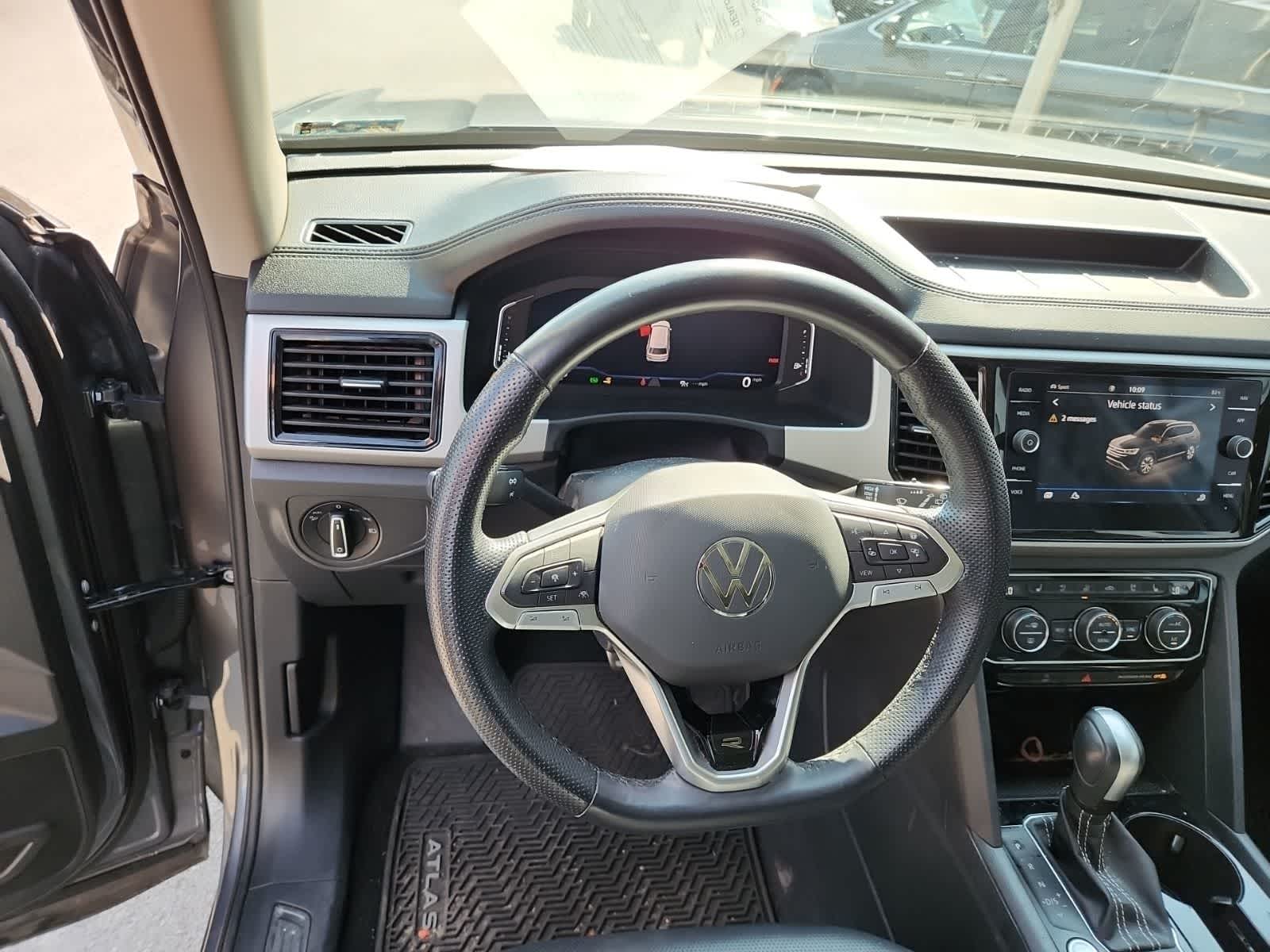 2023 Volkswagen Atlas 3.6L V6 SEL Premium R-Line