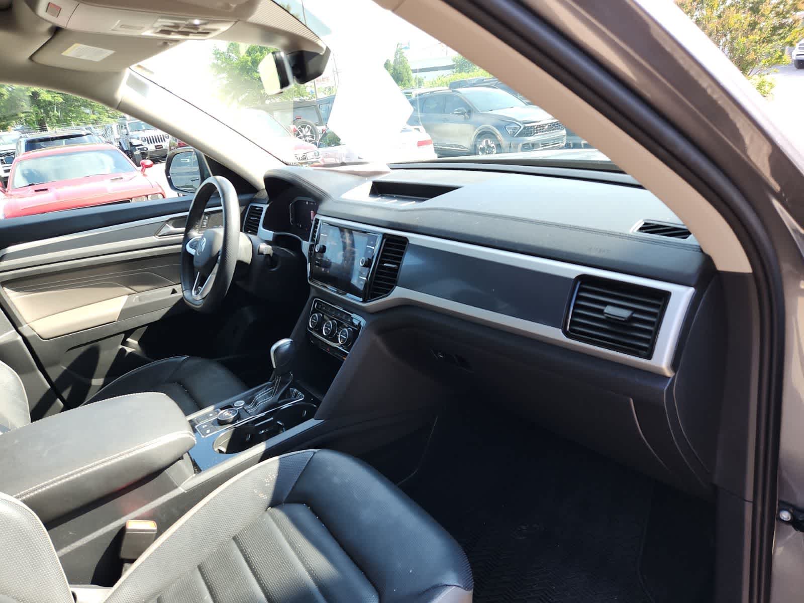 2023 Volkswagen Atlas 3.6L V6 SEL Premium R-Line