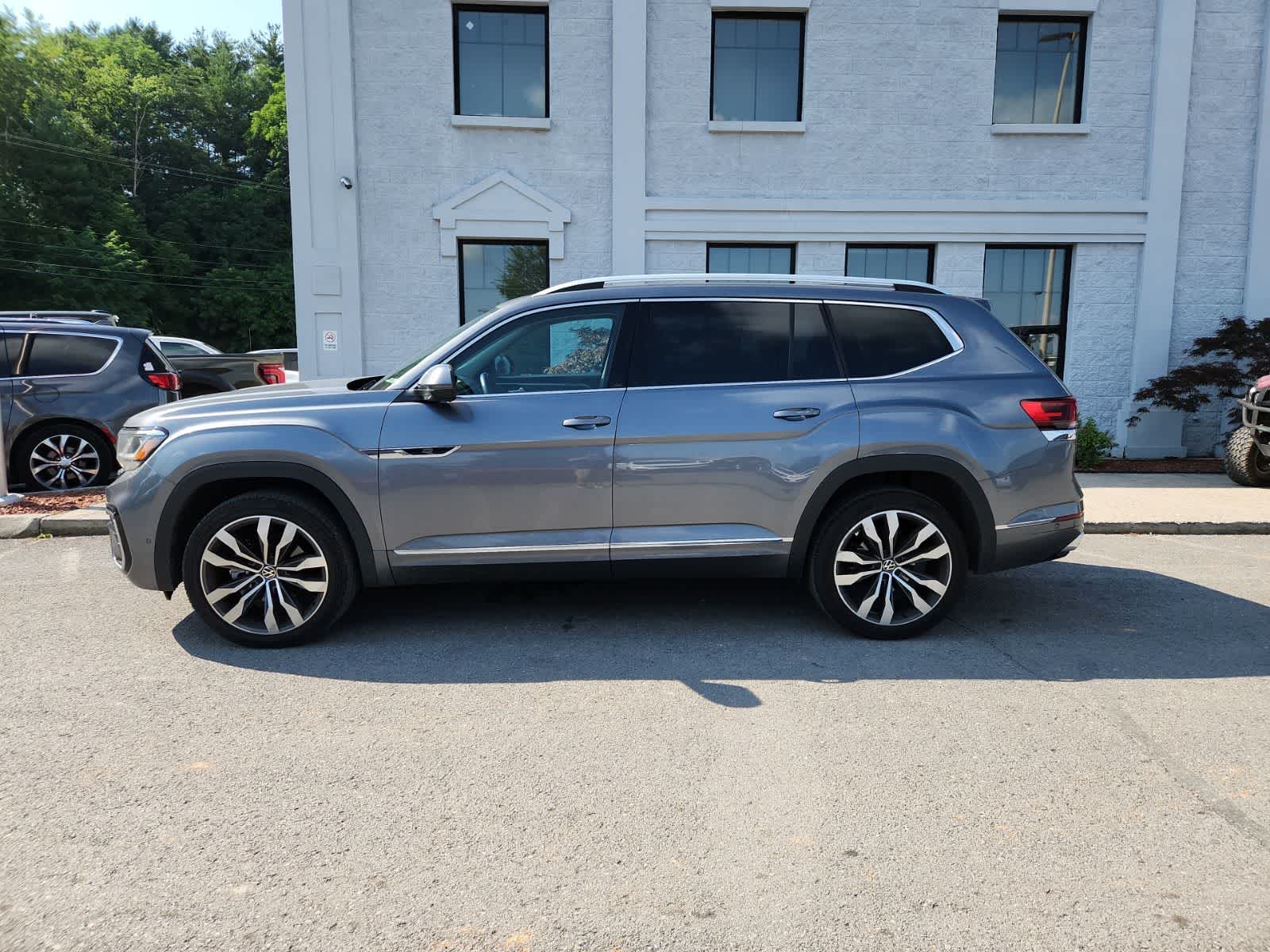 2023 Volkswagen Atlas 3.6L V6 SEL Premium R-Line