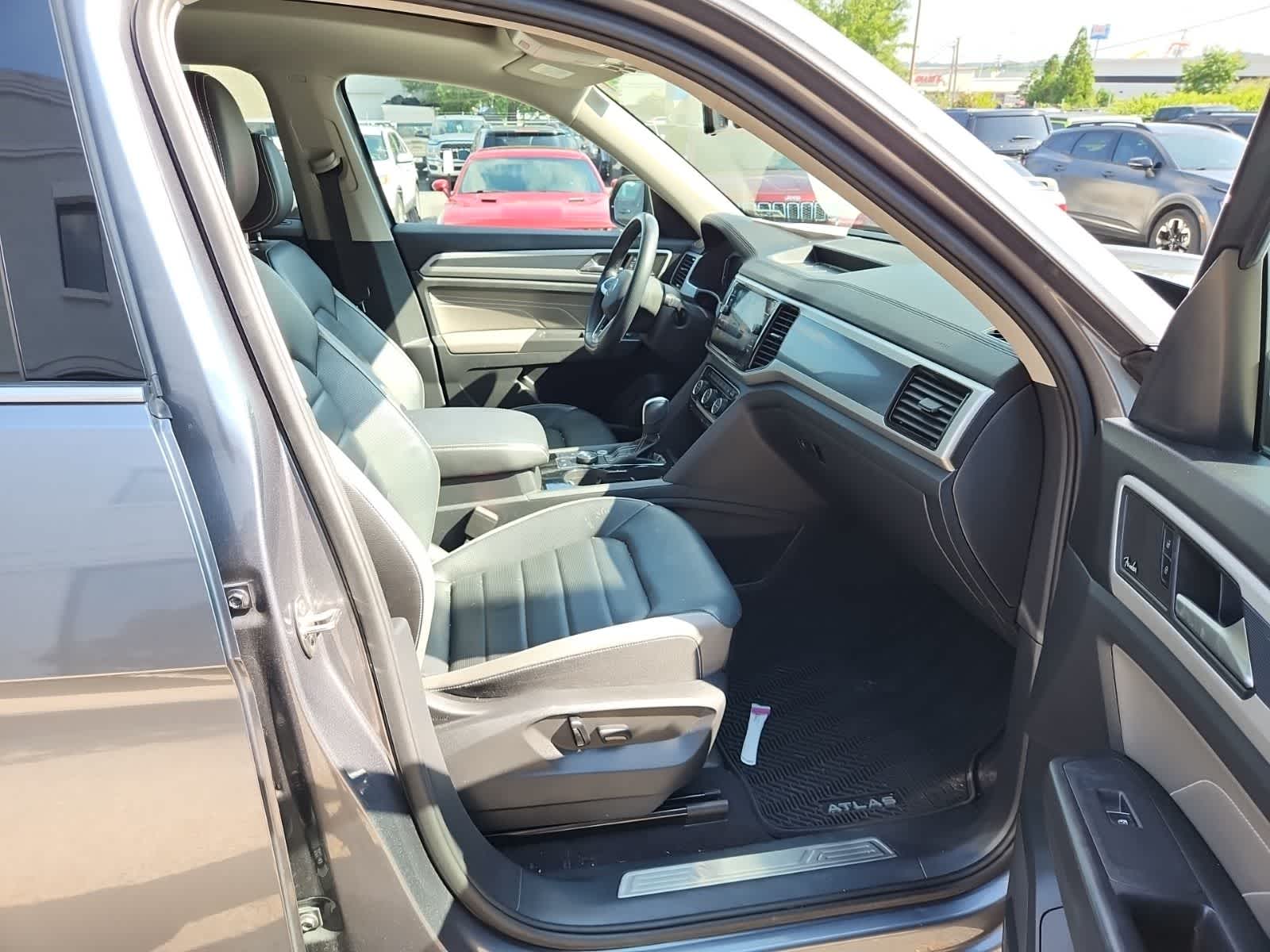 2023 Volkswagen Atlas 3.6L V6 SEL Premium R-Line