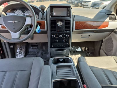 2008 Chrysler Town & Country Touring