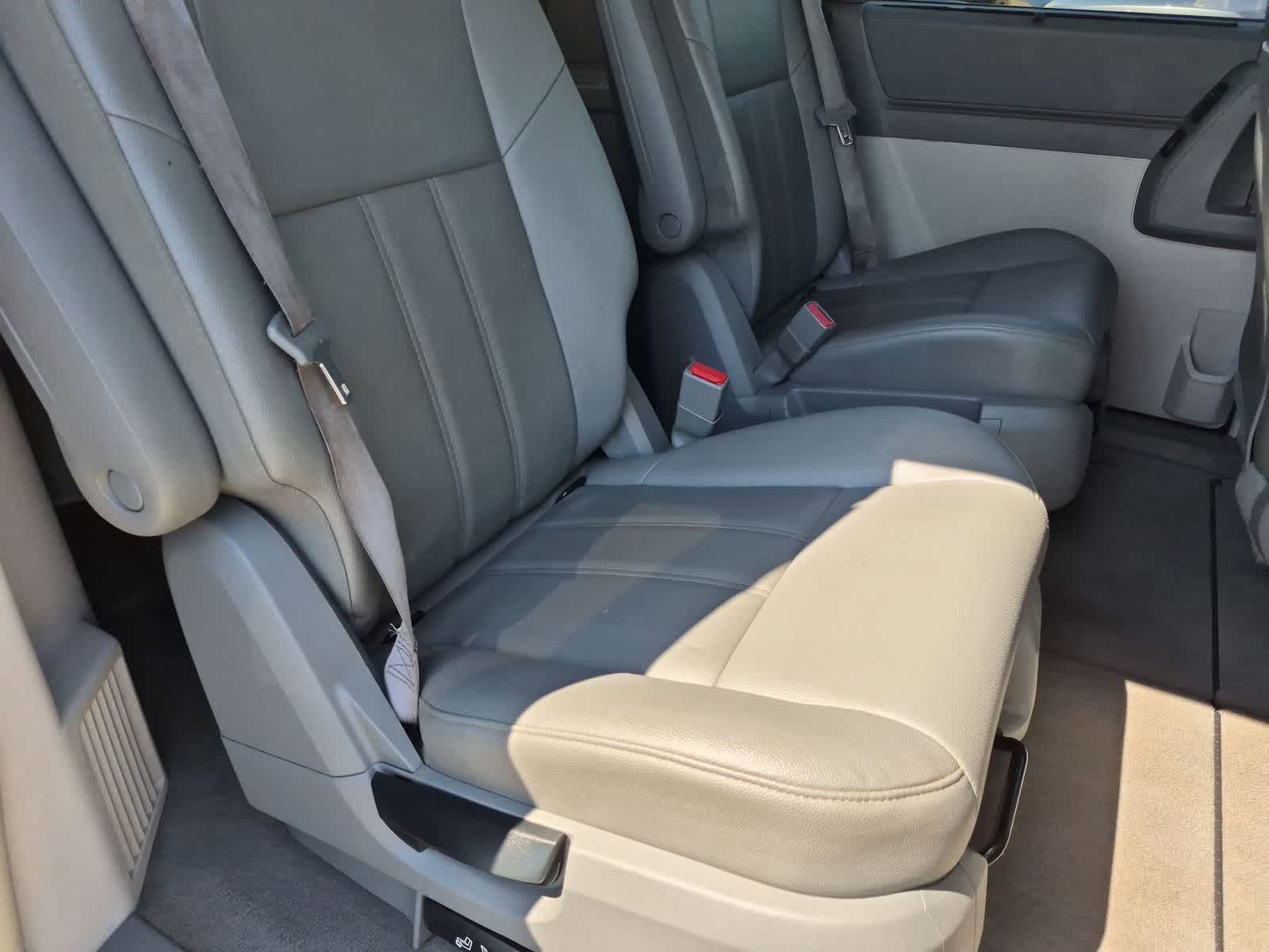 2008 Chrysler Town & Country Touring