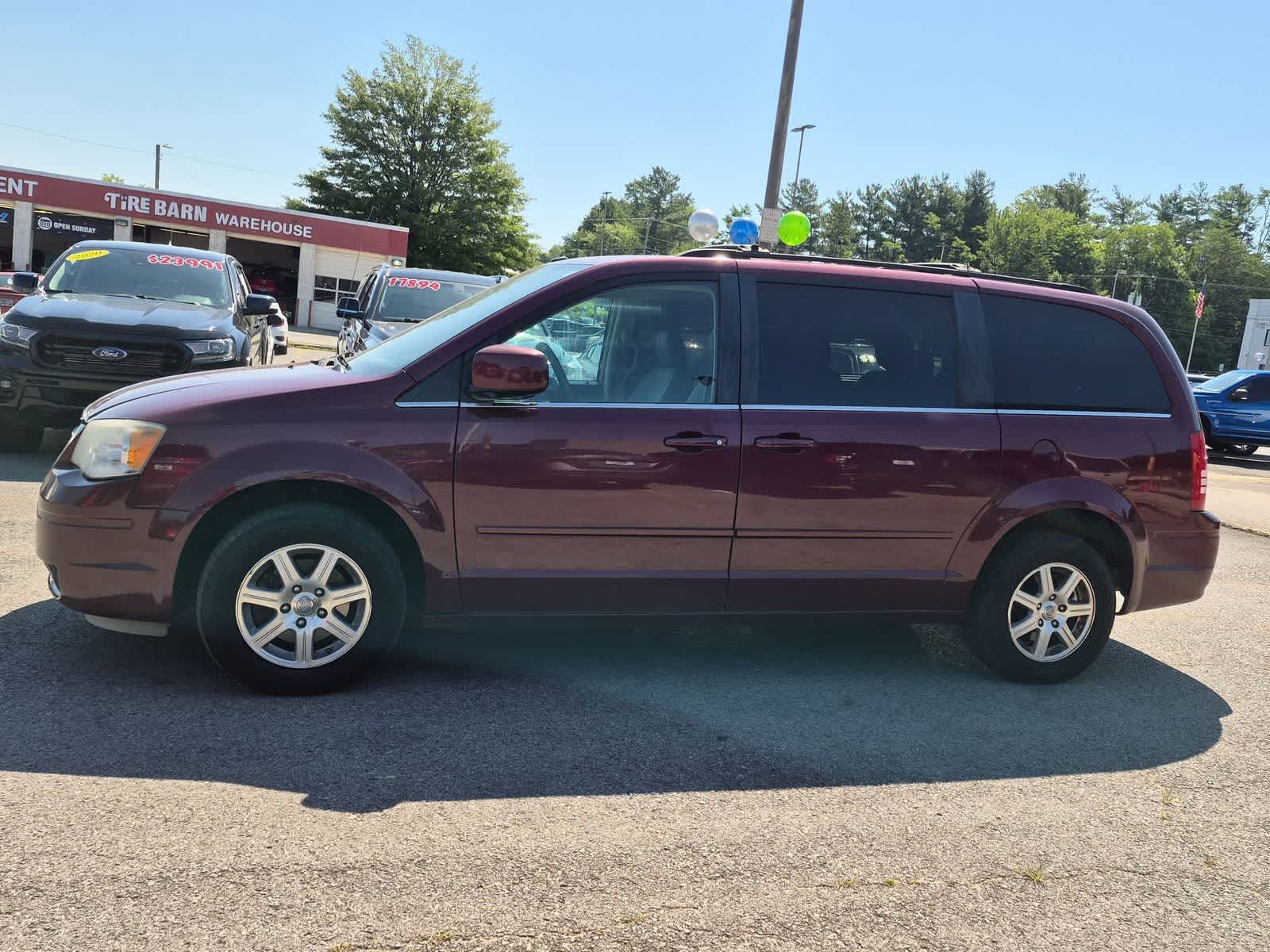 2008 Chrysler Town & Country Touring