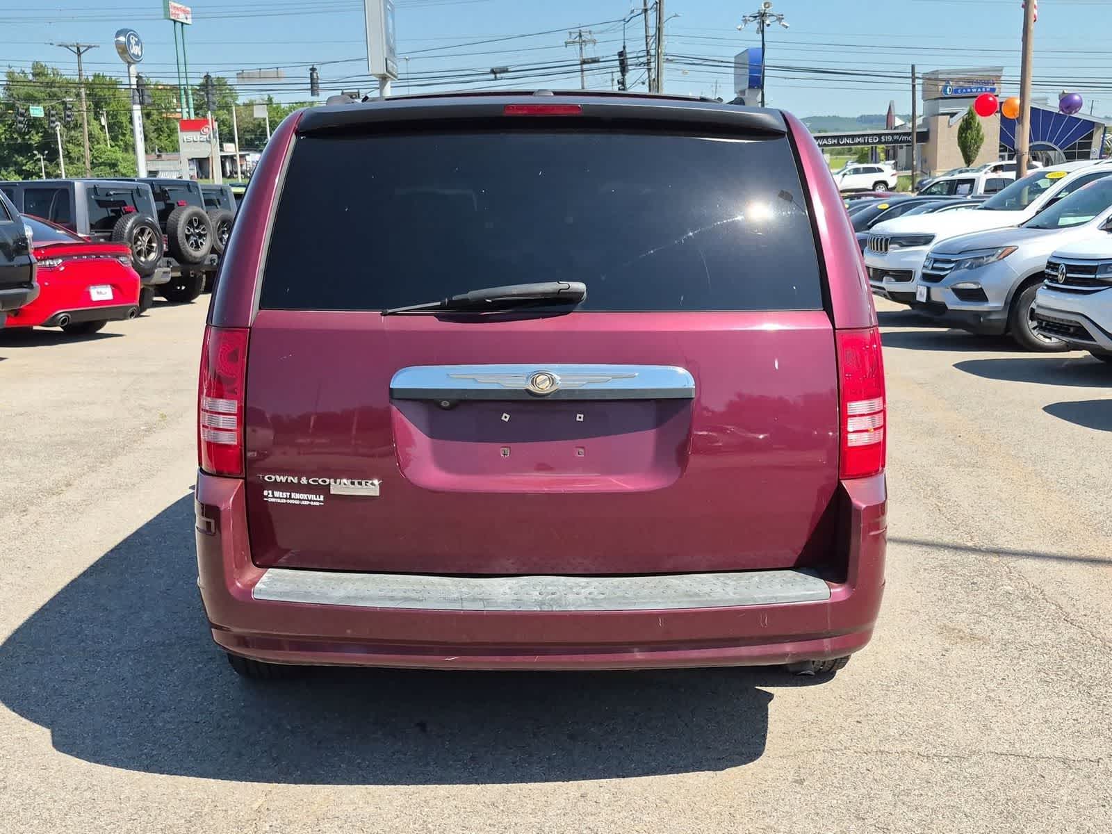 2008 Chrysler Town & Country Touring