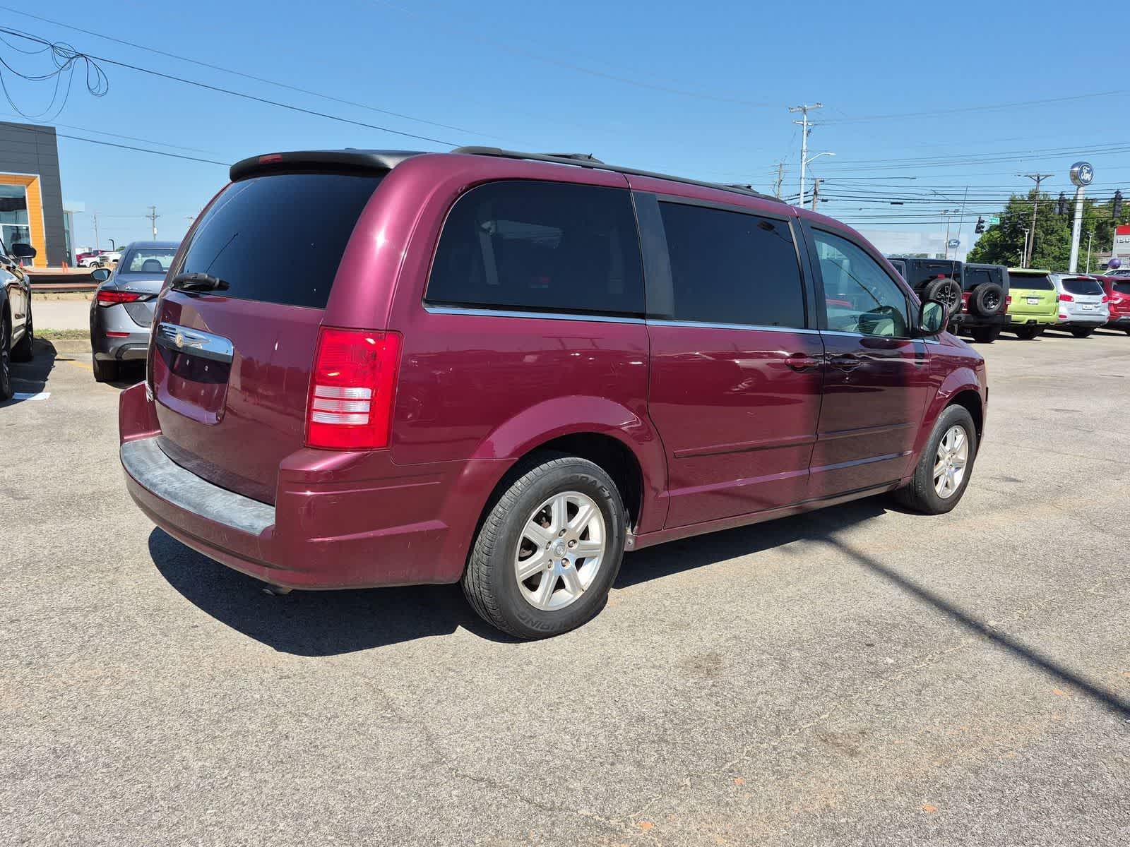 2008 Chrysler Town & Country Touring
