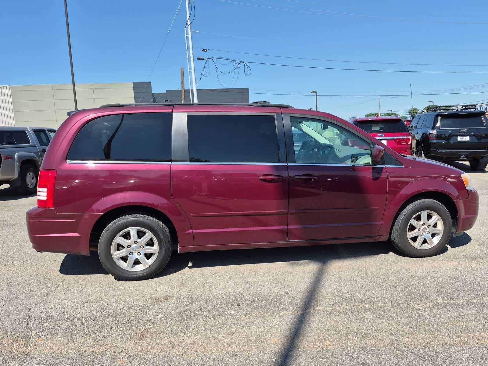 2008 Chrysler Town & Country Touring