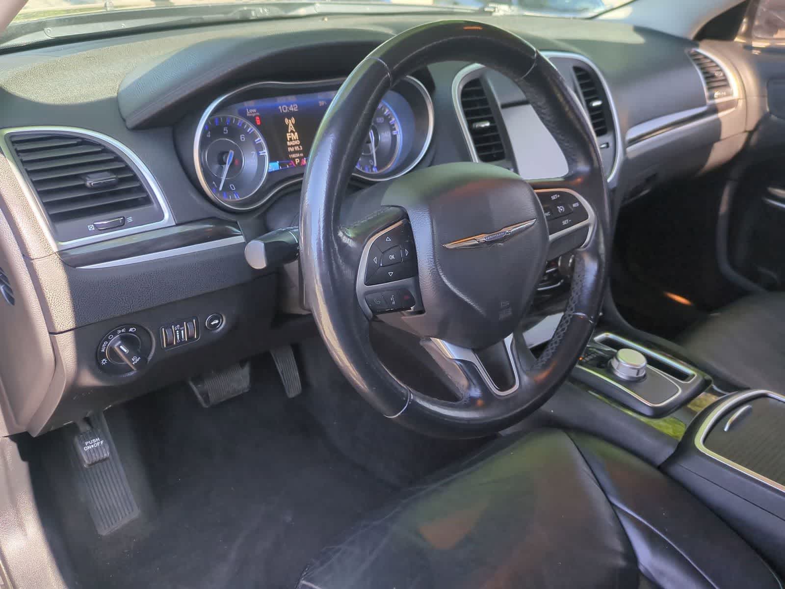 2015 Chrysler 300 Limited