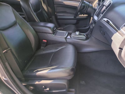 2015 Chrysler 300 Limited