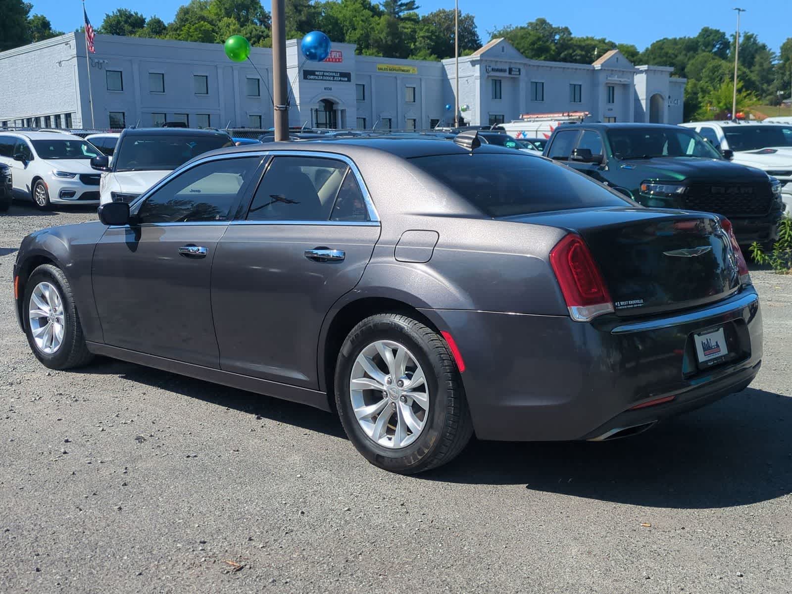 2015 Chrysler 300 Limited