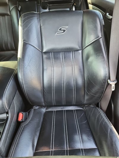 2019 Chrysler 300 300S