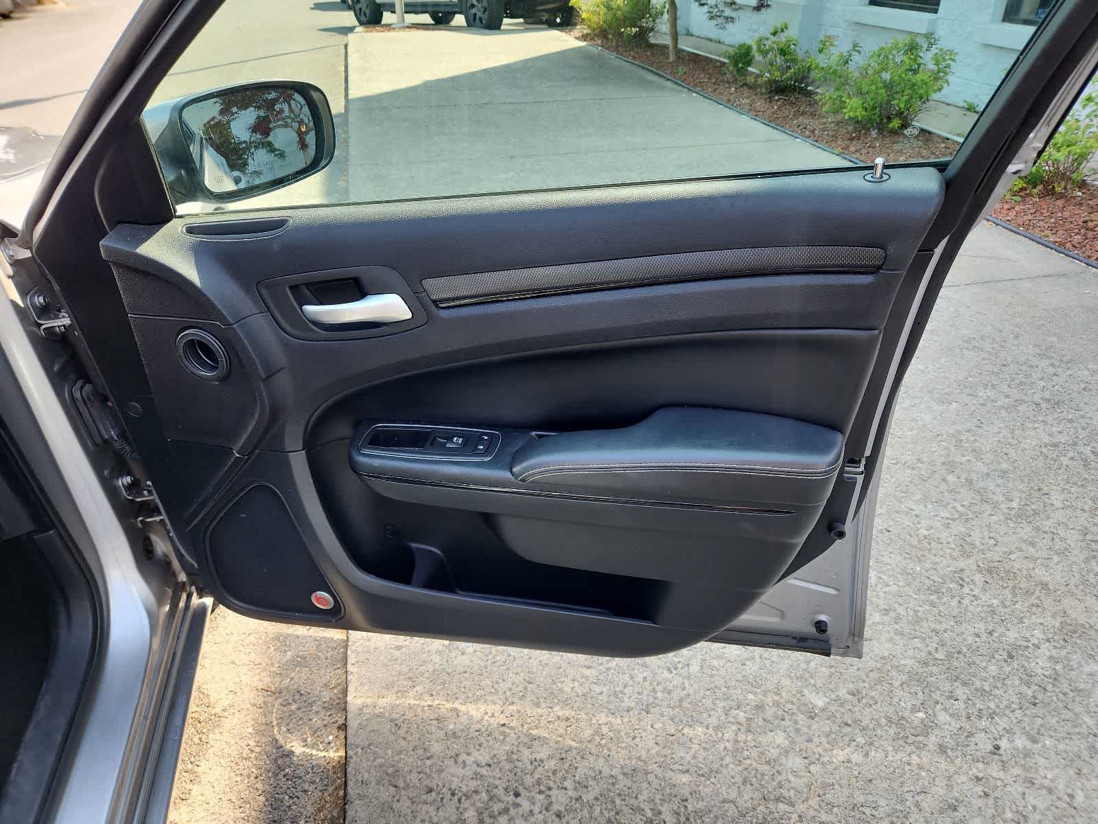 2015 Chrysler 300 300S