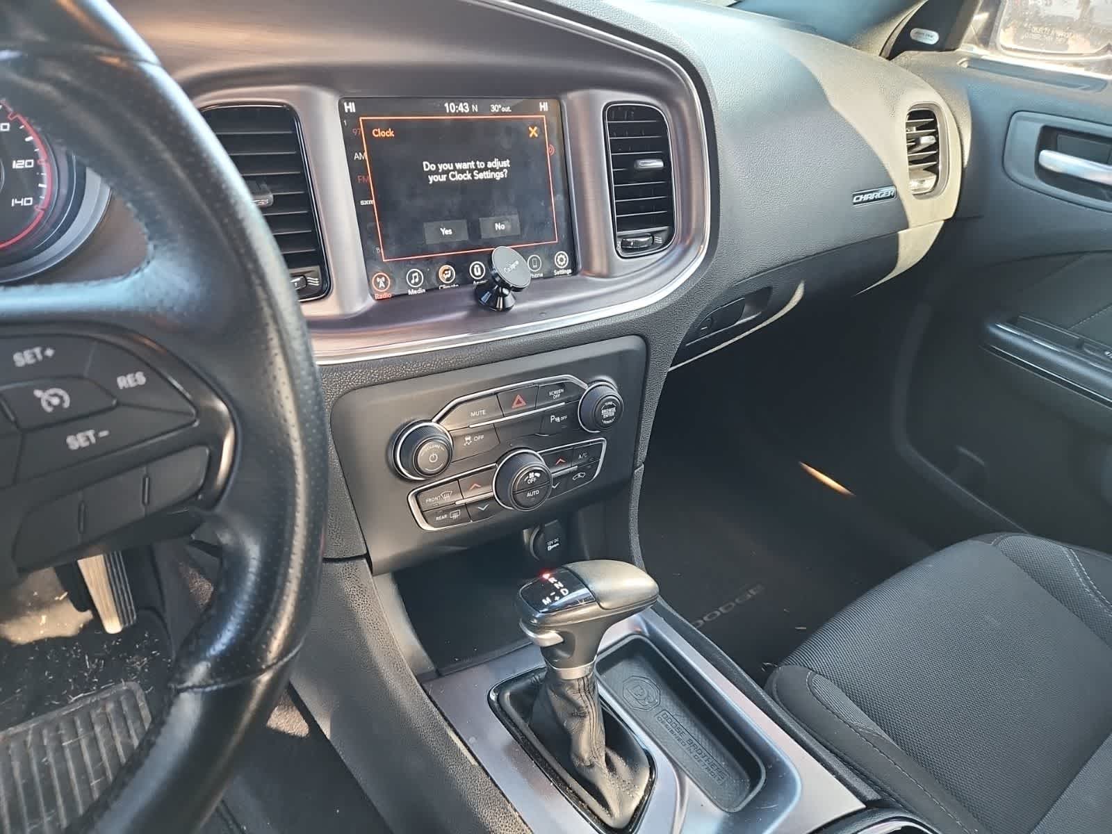 2017 Dodge Charger SXT