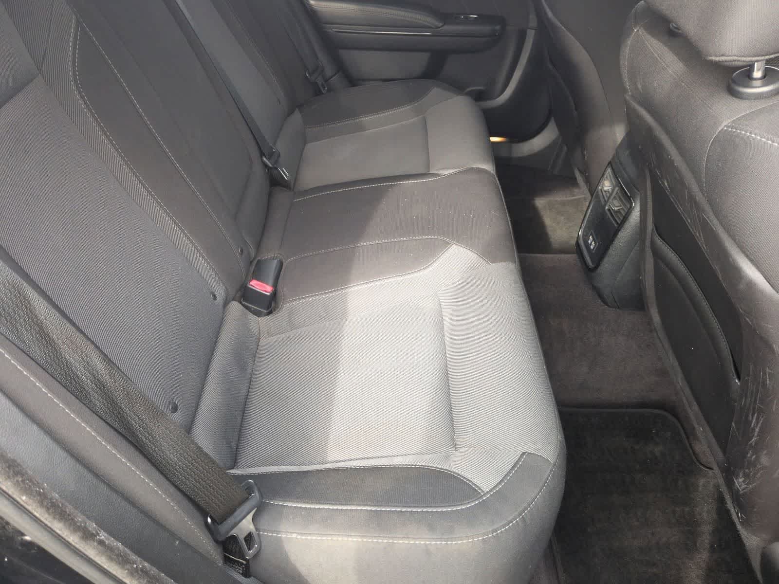 2017 Dodge Charger SXT