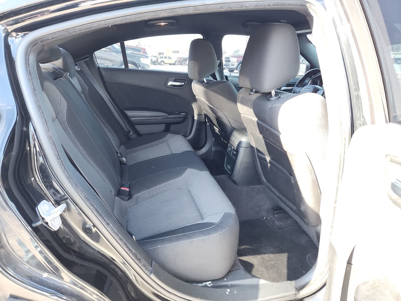 2017 Dodge Charger SXT