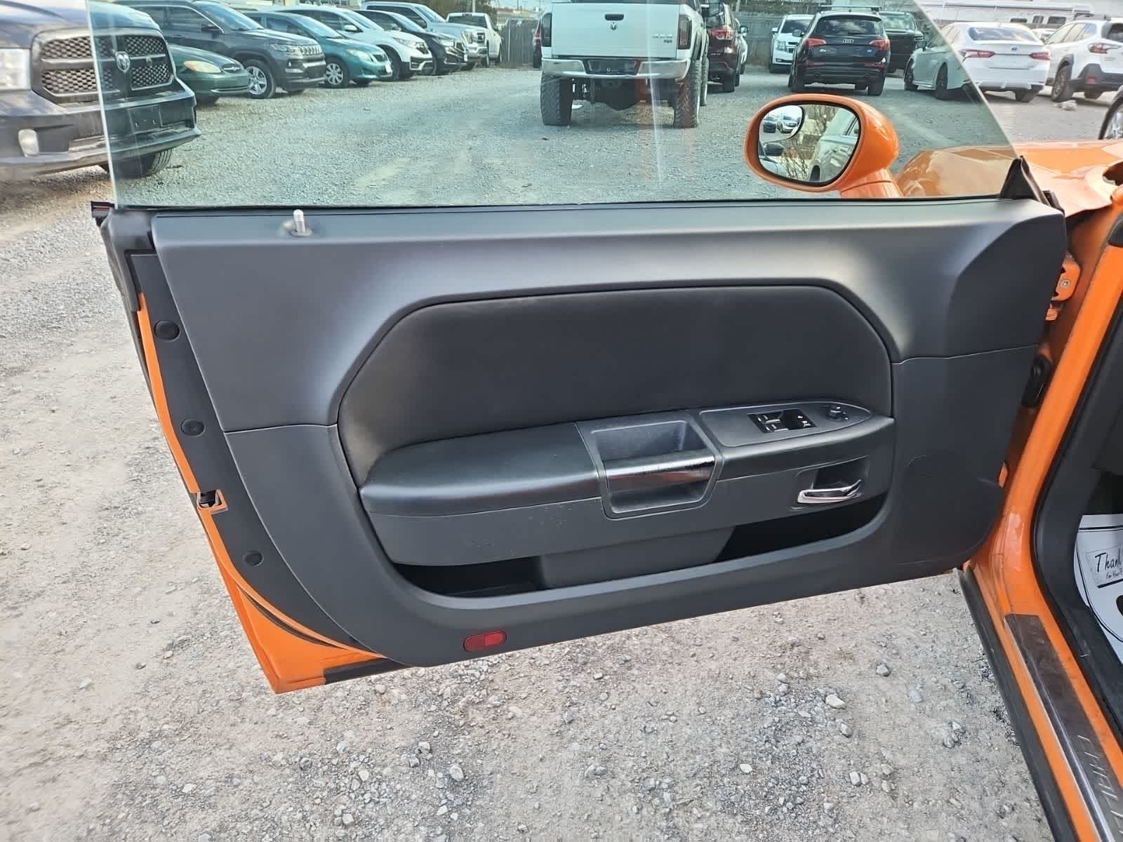 2012 Dodge Challenger SXT