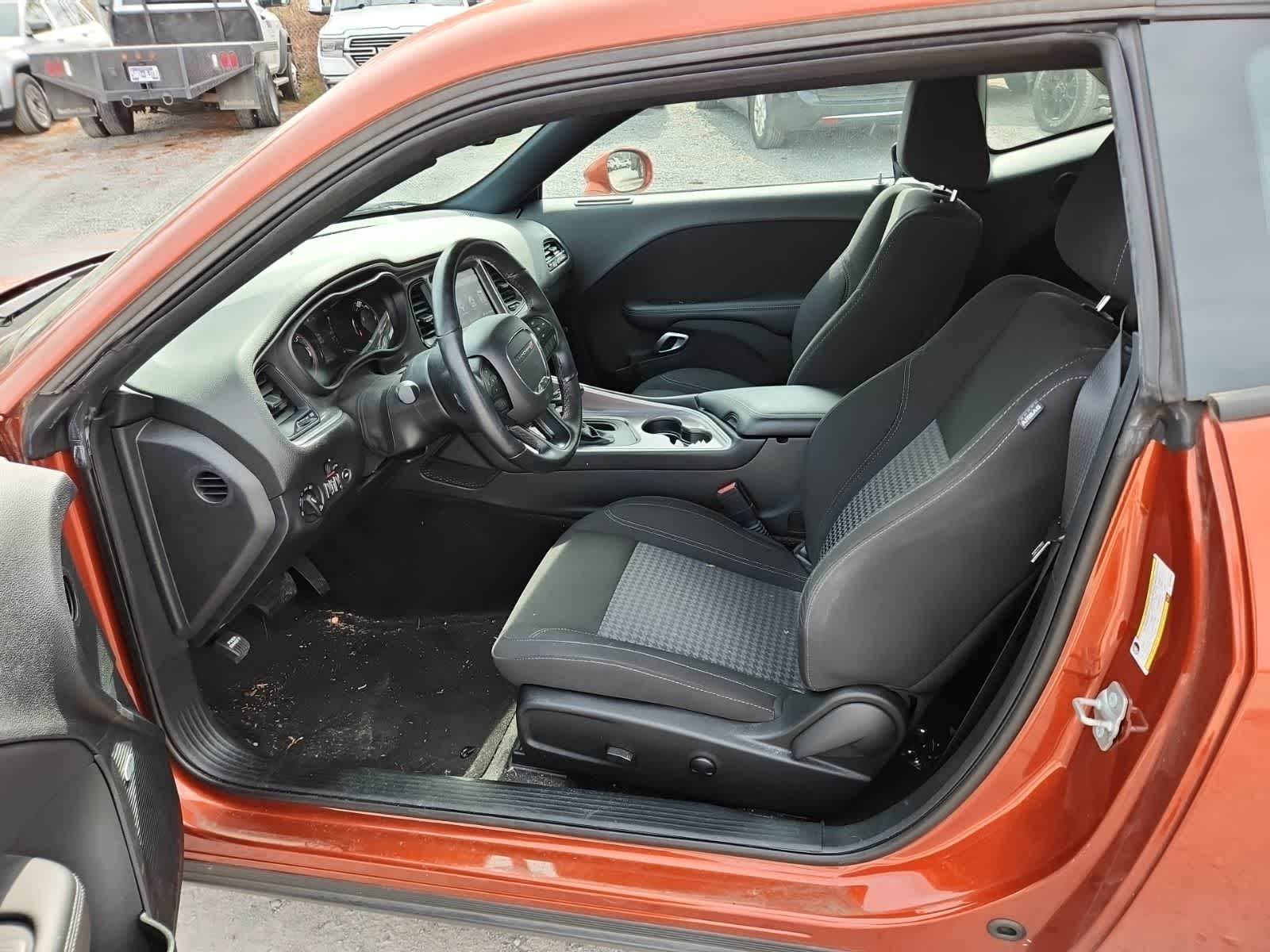 2022 Dodge Challenger SXT